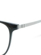 Frame close up